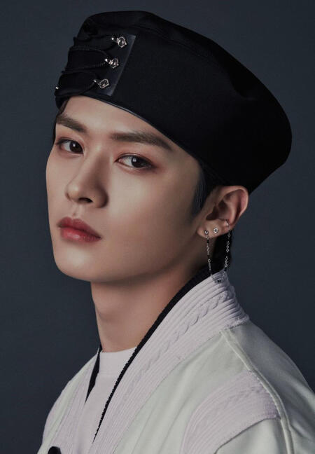 Stray Kids Profile stray-kids-profile